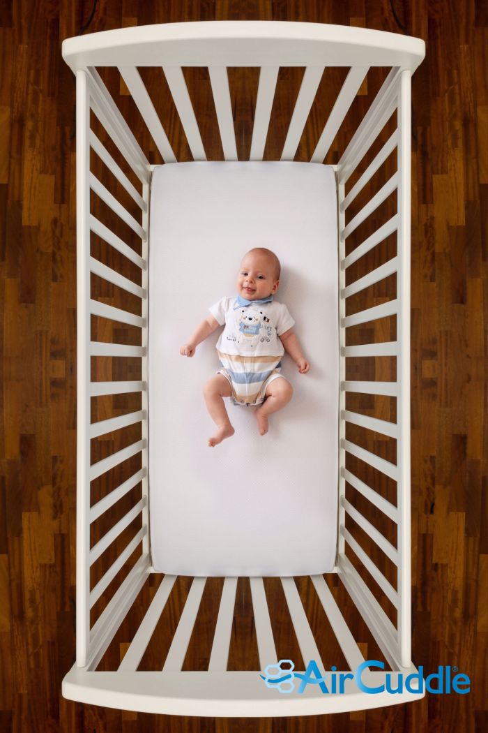 Oddychający ochraniacz na materac 120x60